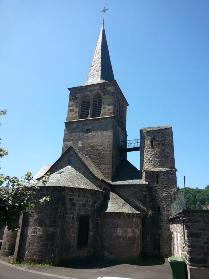 La Verte Salamandre Allanches Exterior foto